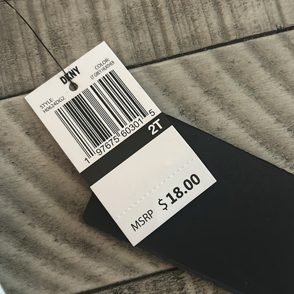 DKNY girls 2T shirt - Picture 2 of 2